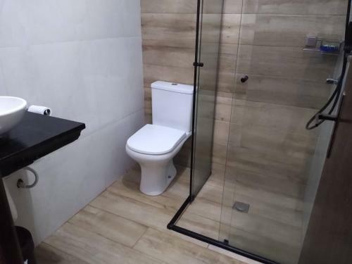 Casa de Praia Em Condom�nio Fechado.