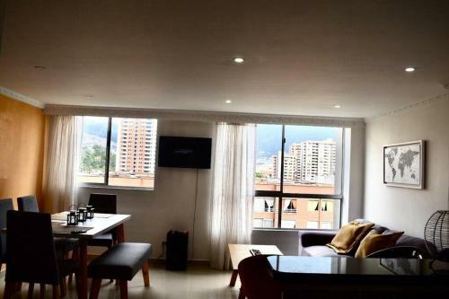 Apartamento Amoblado En Los Colores Cerca A Todo