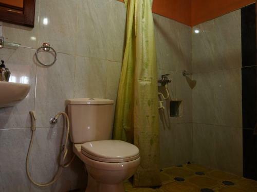 Hostal Redwood Homestay
