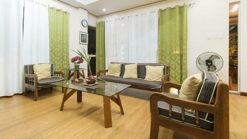 Villa Khobarville By Lmu Resorts Laguna