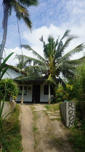 Happy Living Weligama