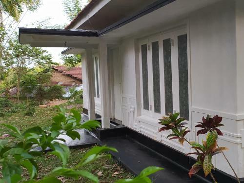 Hostal Sun N Sea Budget Stay By Crop World