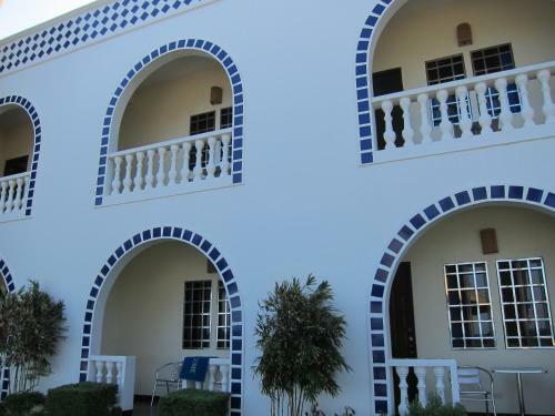 Hostal Squares Beachside Apartments