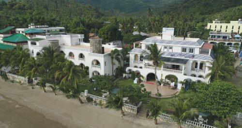 Hostal Squares Beachside Apartments