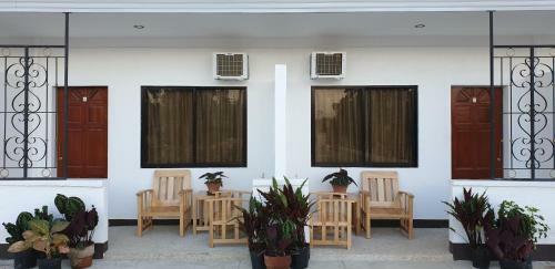 Panglao Village Court Apartments (Studio #9)