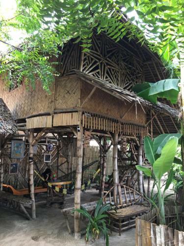 Hostal Bamboo Nest Hartman Beach