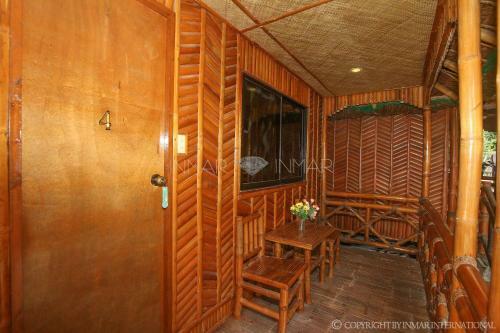 Hotel Pito's Sutokil & Bamboo Rock Resort