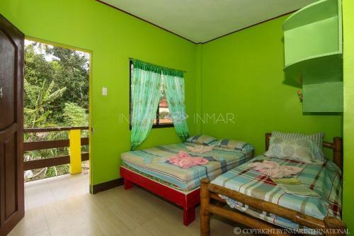 Hotel Pito's Sutokil & Bamboo Rock Resort
