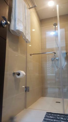 Apartamentos 101 Newport Boulevard C3