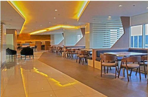 Aparthotel Affordable Classy 1br Condo W/ Balcony