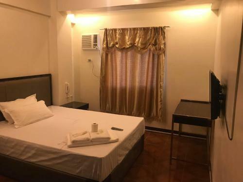 Meaco Royal Hotel - Malabon