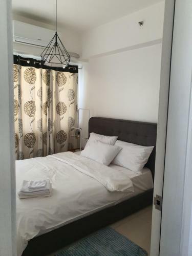 Cozy Place At Smdc South Residences Condominuim