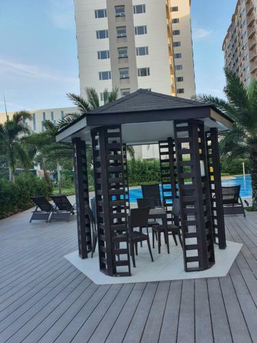 Cozy Place At Smdc South Residences Condominuim
