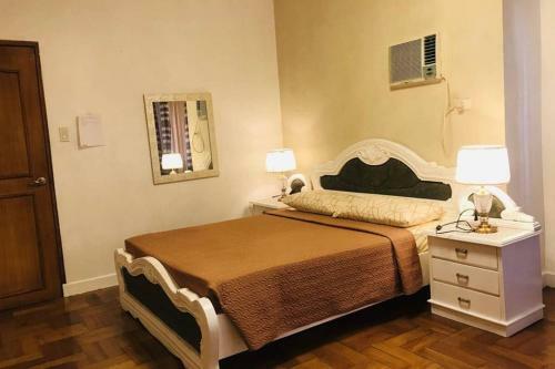 Spacious House In Bf Resort Las Pinas
