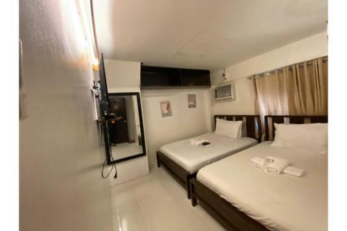 Hostal E Relaxed Haven Transient House