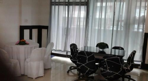 Apartamento A216 Spacious Br Plus Mini Function Room