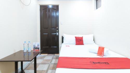Hotel Reddoorz Canley Residential