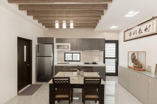 Village Chief House Ll