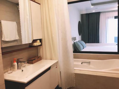 Flc Sea Tower - 4 Seasons Apartment 20 Pax