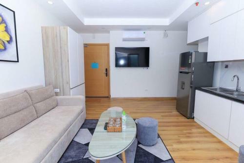 2 Bedrooms Apart. With Sea View In Center