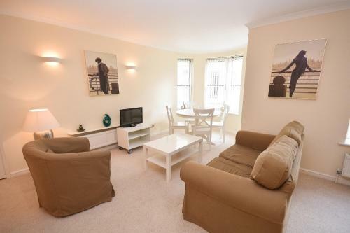 Town Or Country - Osborne House Apartments