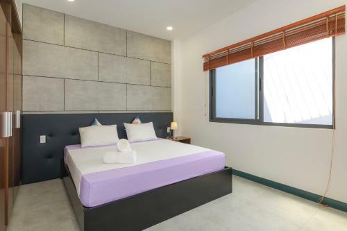 Lim's House - The Market Hideout House