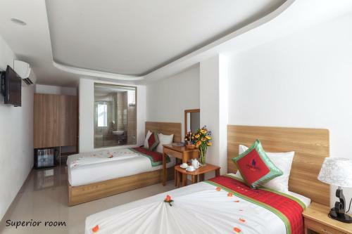 Siren Flower Hotel
