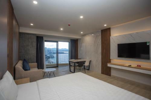 Golden Holiday Apartment