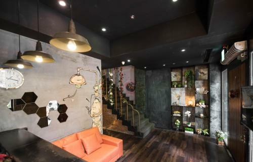 Aparthotel ????at Home Hotel