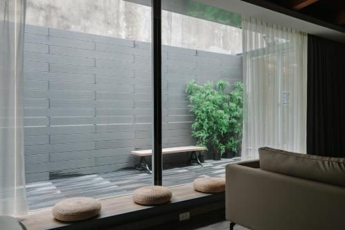 Posada Warehouse No5