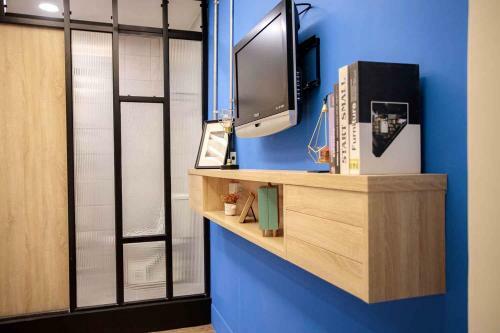 Bird Series Hostel