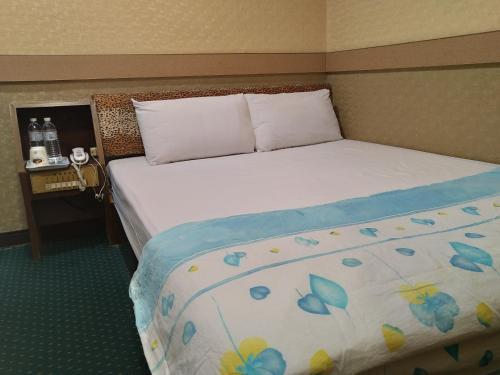 The Ley Hotel ?????