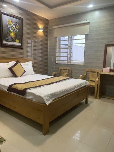 Ho�ng Qu�n Hotel
