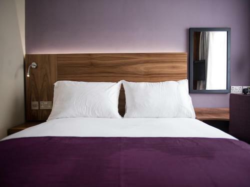 Red Lion Hotel