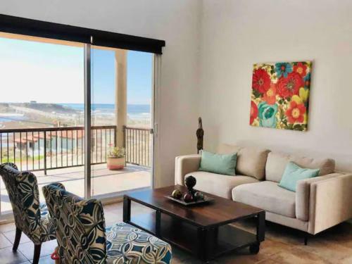 Gorgeous Views Of Ocean, Estuary And Mountains!
