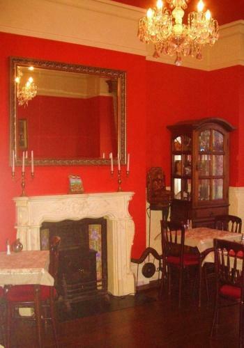 Hostal The Sea Spirit Guest House