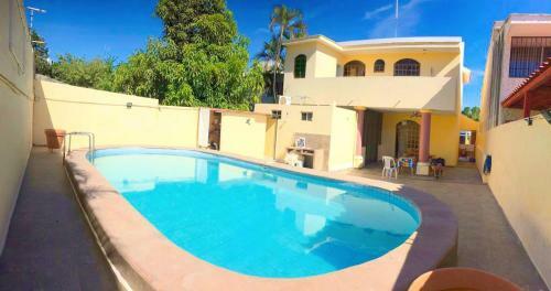 Residencia Lomas Con Alberca Privada