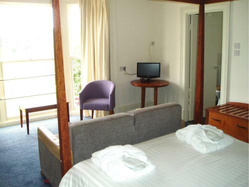 The Golf Hotel
