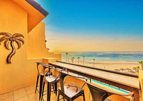 Apartamento Right On The Beach! Ocean Front 2 Story Penthouse
