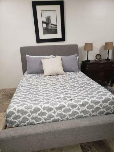 Apartamento Brothers Townhouse. Puero Pe�asco, Centro