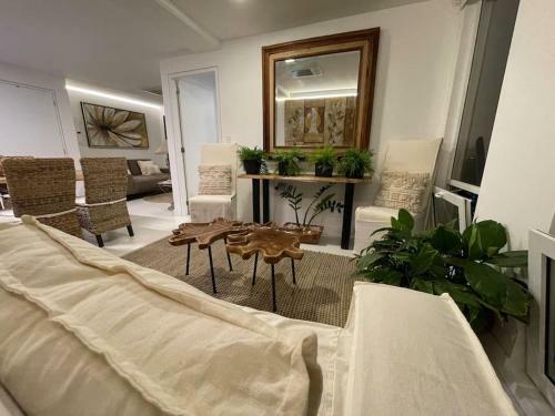 Paradise Apartment