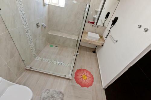 Jacuzzi Home, Holidays