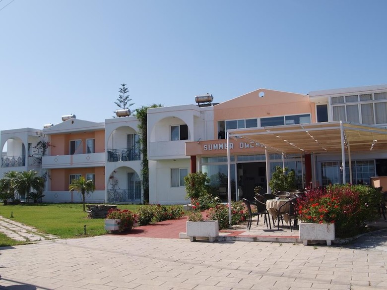 Summer Dream Hotel
