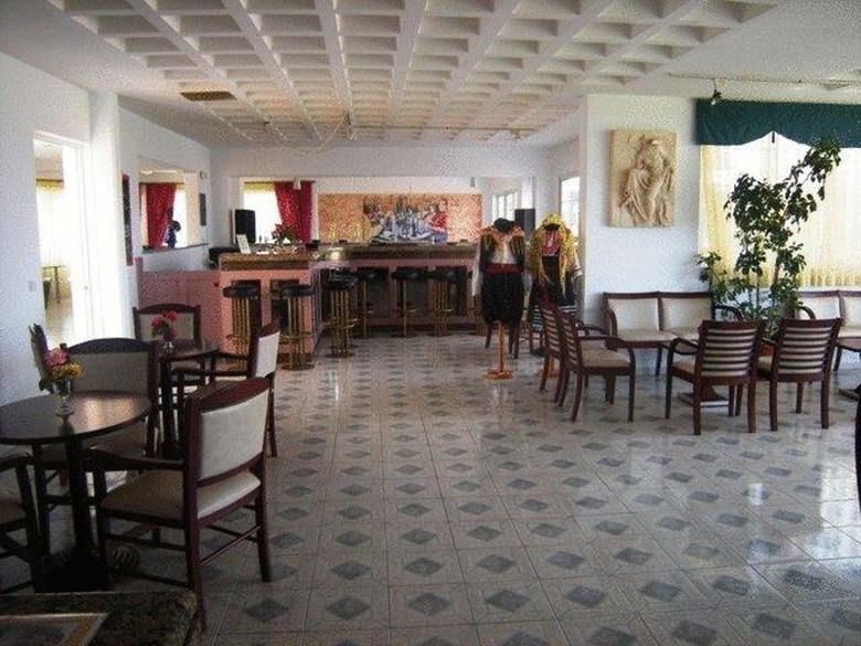 Summer Dream Hotel