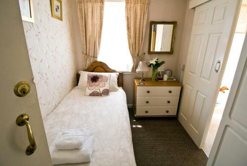 Hostal Linroy Guest House