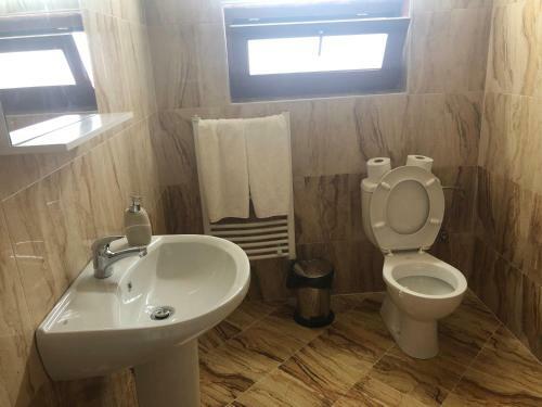 Hostal Guest House Rest