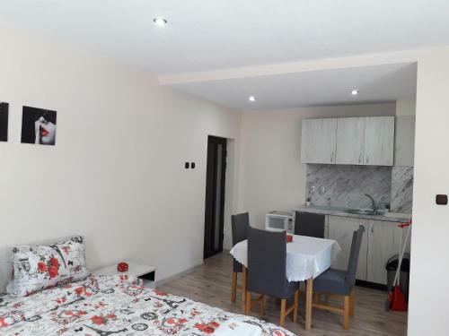 Hostal Bubolina House