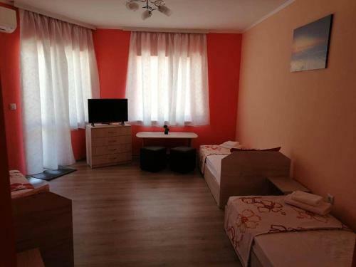 Hostal ???? ?? ????? ????????