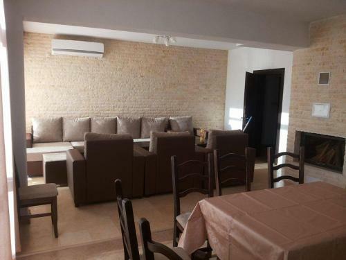 Hostal Pirin Private Houses