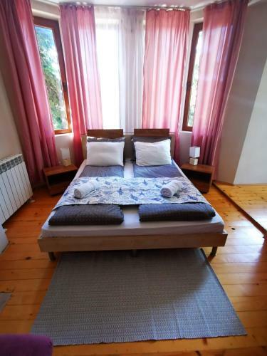 Hostal Casa Divna